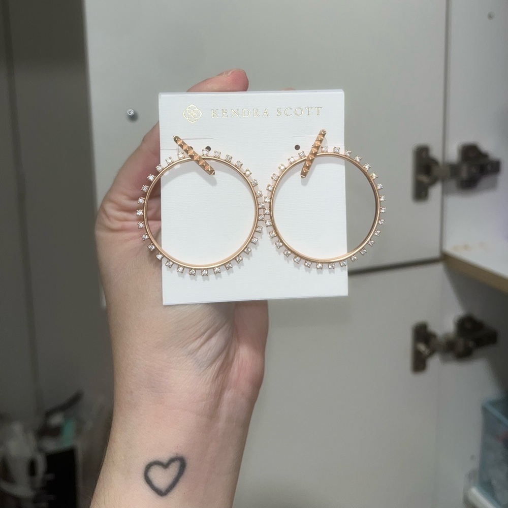 Kendra Scott NWT Rose Gold Hoop Earrings